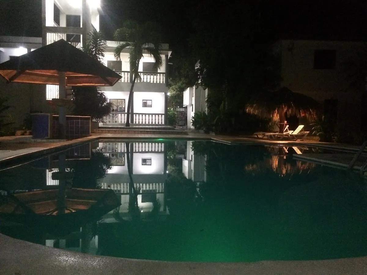 El Caucho Hotel Boca Chica